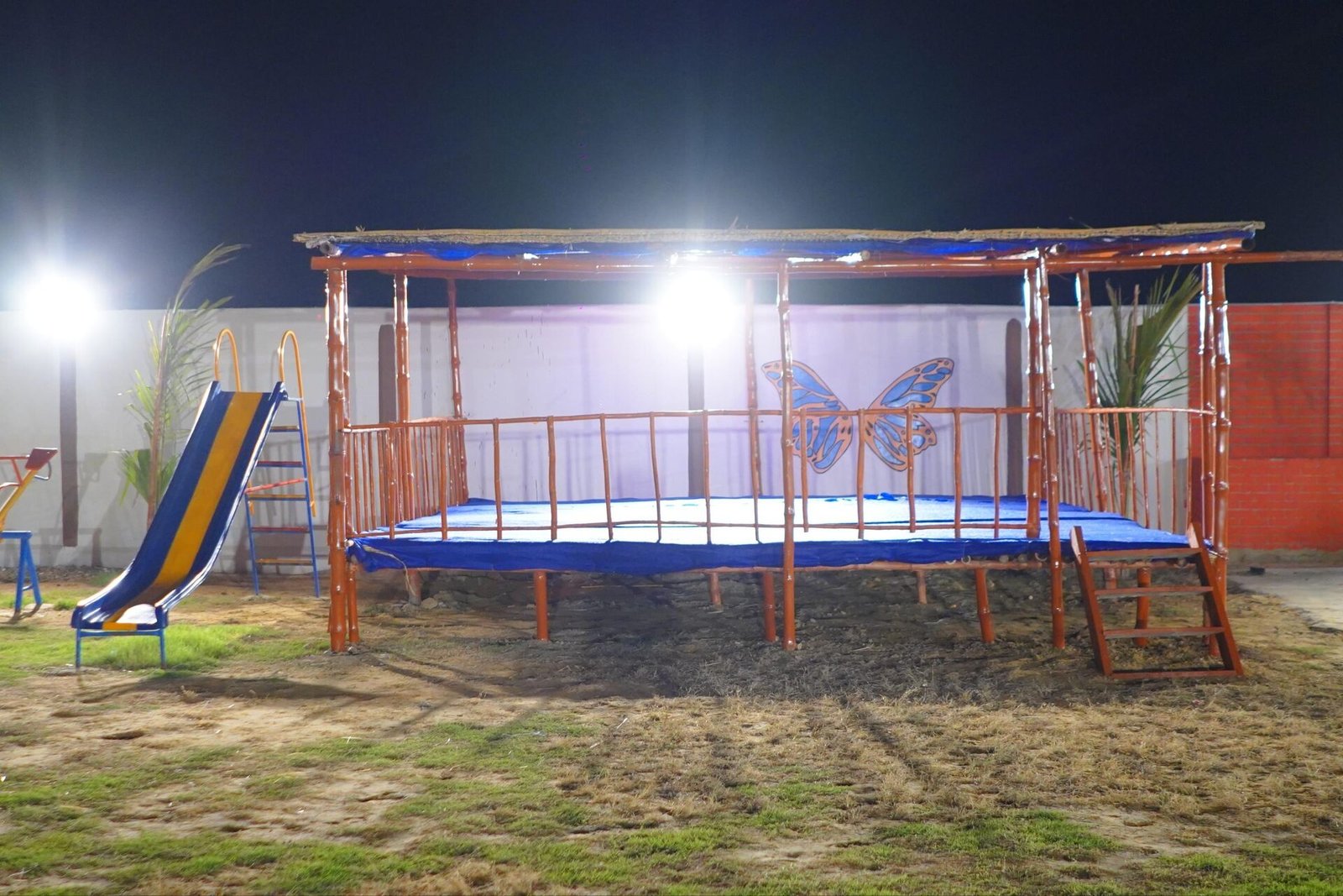 Outdoor Gazebo Lounge